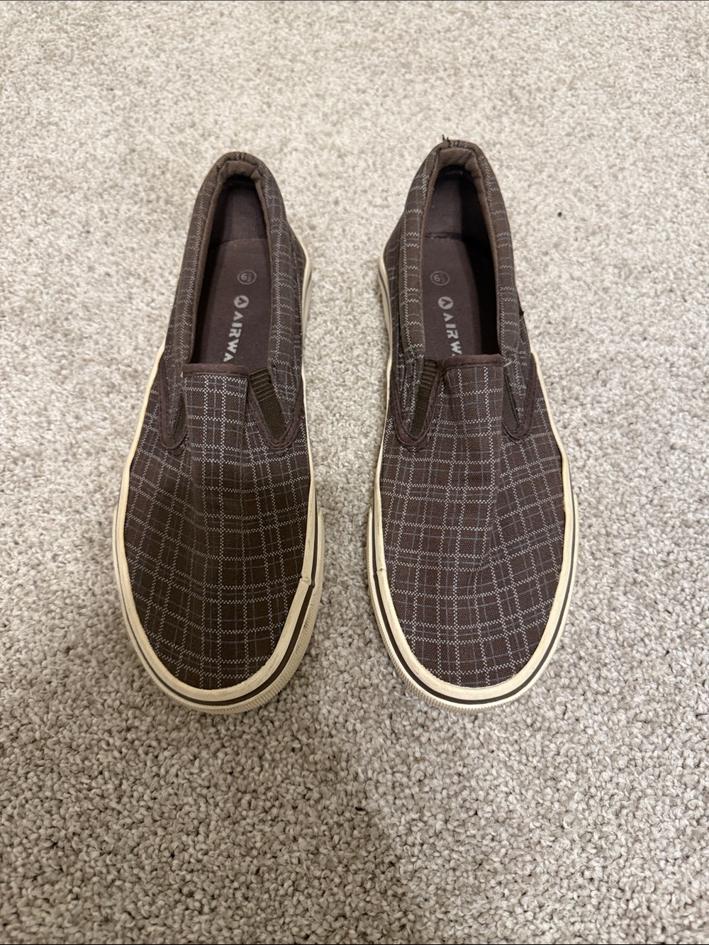 Airwalk Men’s Brown Plaid Slip-On Canvas Loafers